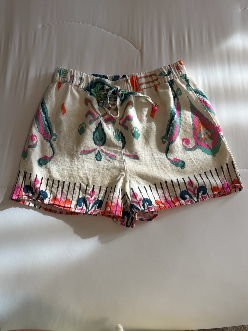 Zara Cream Floral-Print Drawstring Paisley Athletic Shorts
